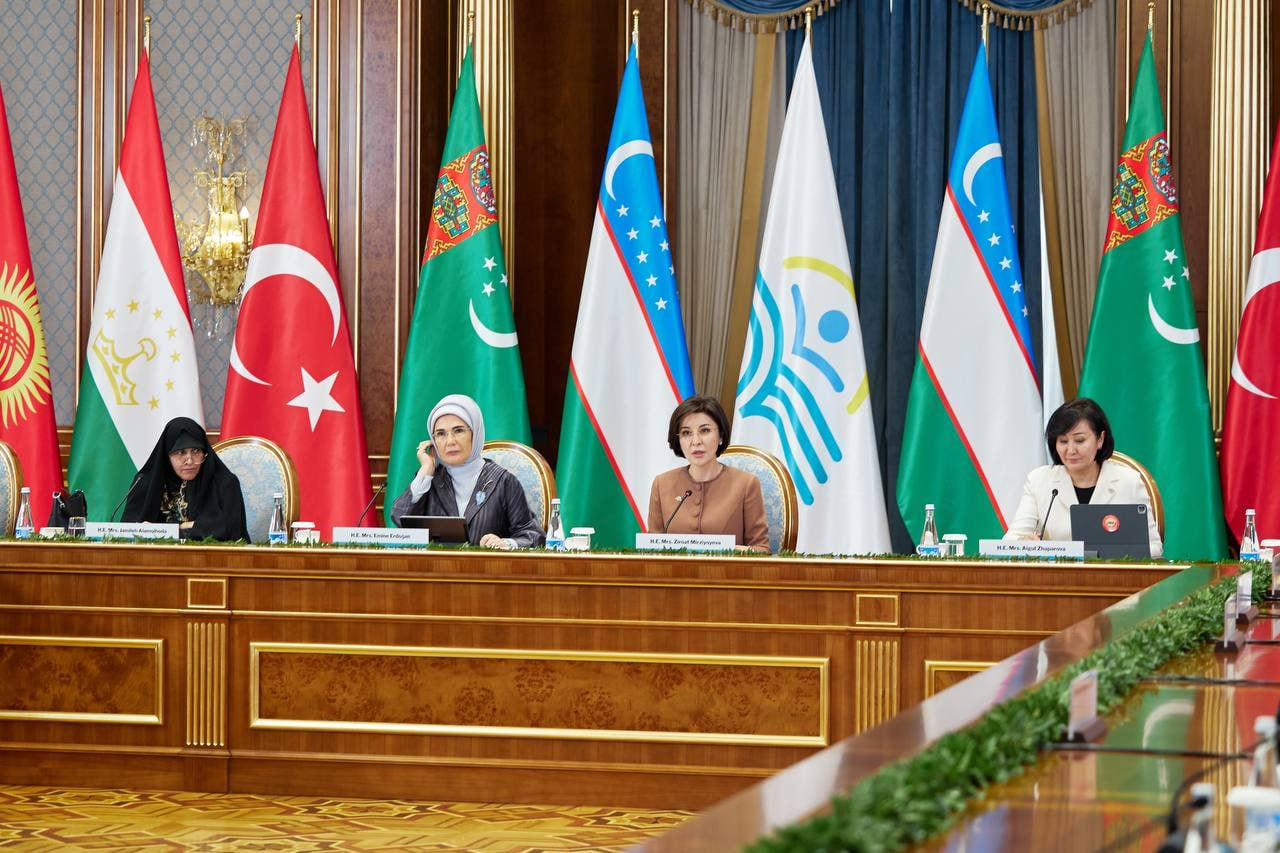 First ladies of Uzbekistan, Türkiye, Iran, and Kyrgyzstan unite in ...